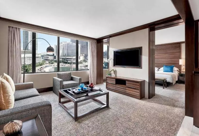 Club Süit Manzara ile, Mandarin Oriental Jakarta