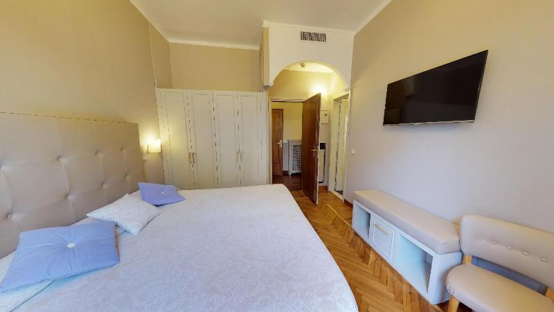 חדר סטנדרט, Metropole