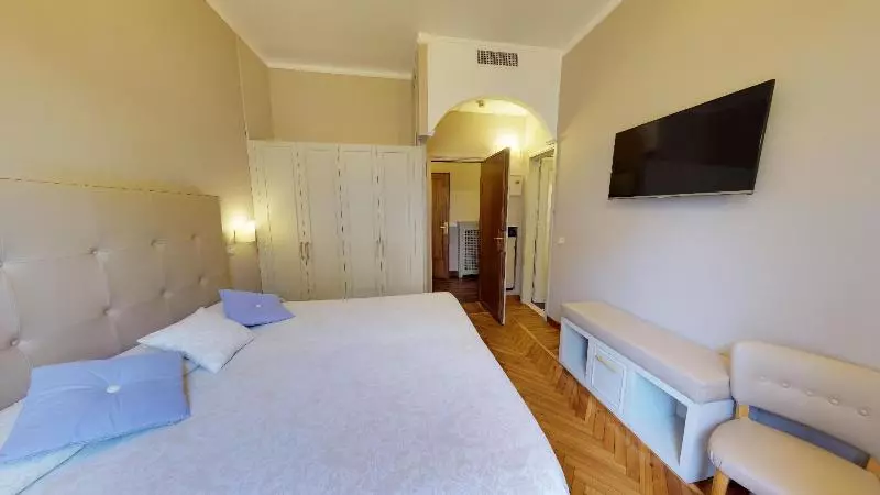اتاق استاندارد, Metropole