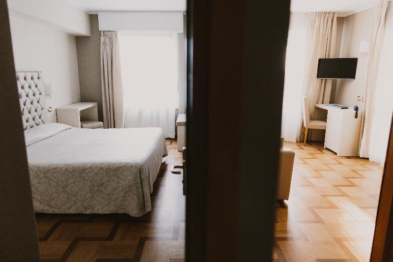 סוויטה, Metropole