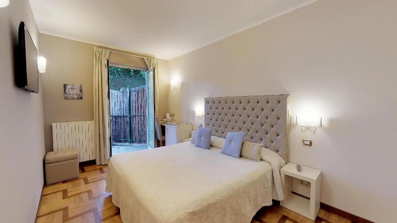 סוויטה, Metropole