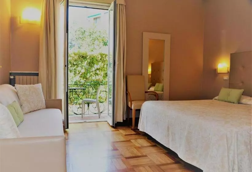 اتاق استاندارد سه نفره, Metropole