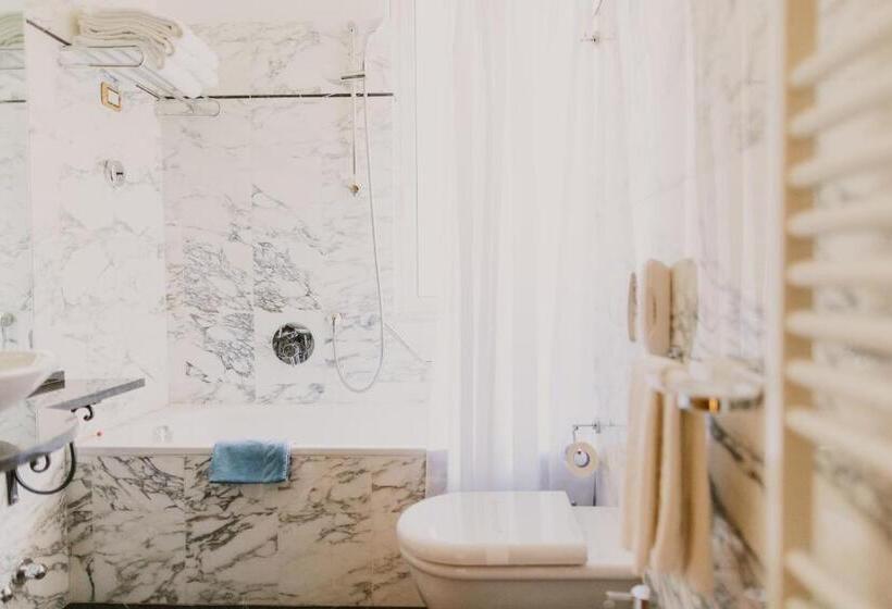 Suite, Metropole
