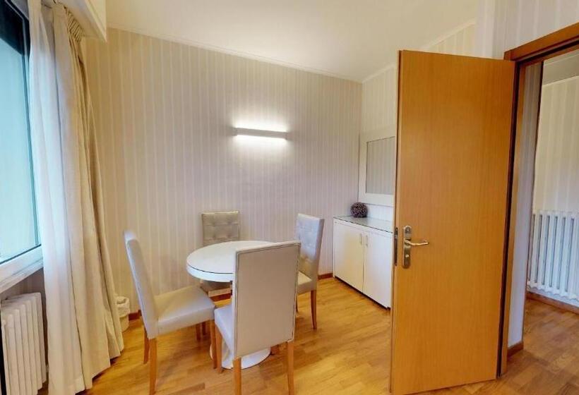 סוויטה, Metropole