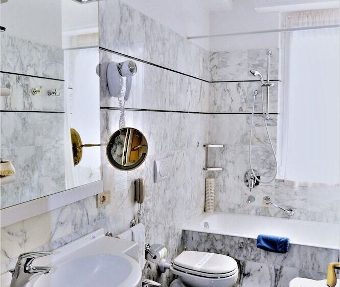 חדר סטנדרט, Metropole