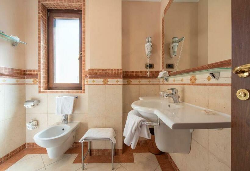 스탠다드 발코니 룸, Michelangelo