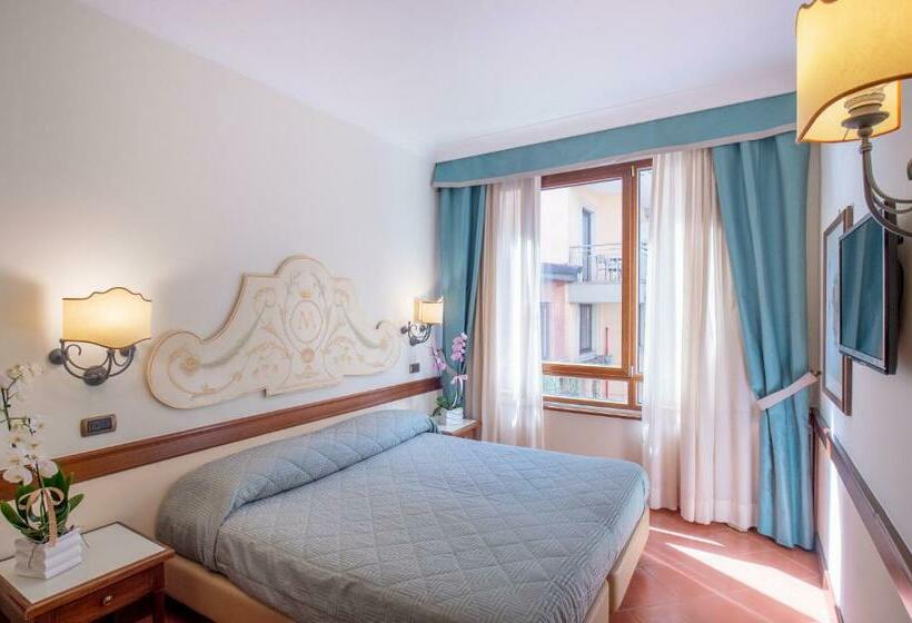 스탠다드 룸, Michelangelo