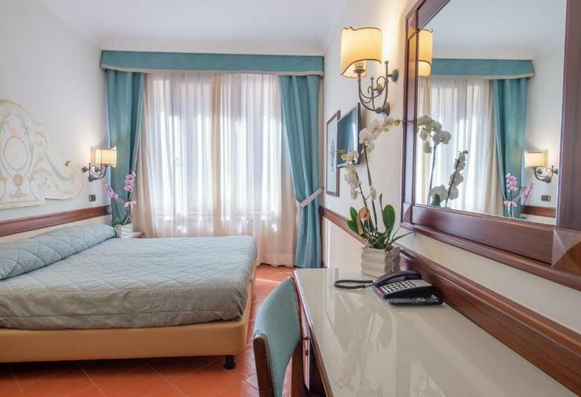 스탠다드 룸, Michelangelo