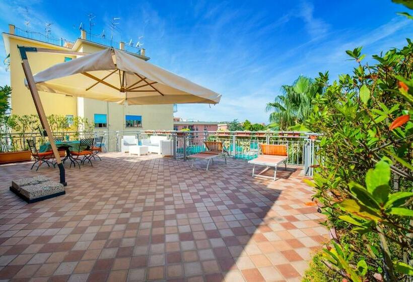 측면 바다 전망 스위트, Michelangelo