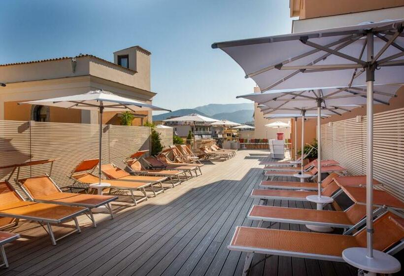 측면 바다 전망 스위트, Michelangelo