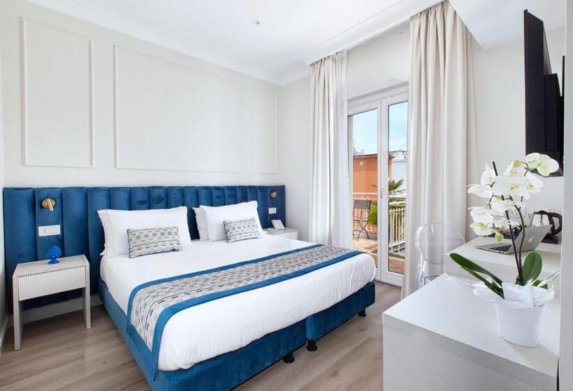 수피리어 룸, Michelangelo