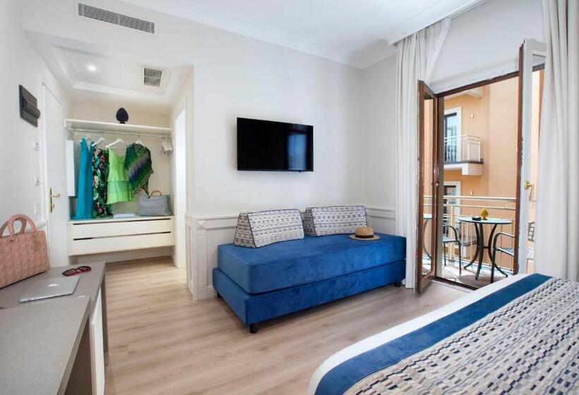 발코니 디럭스 룸, Michelangelo