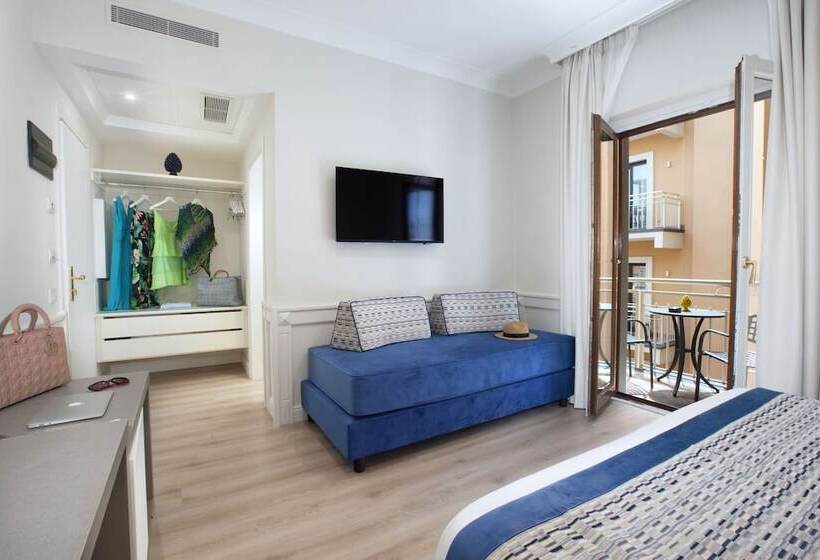 수피리어 룸, Michelangelo