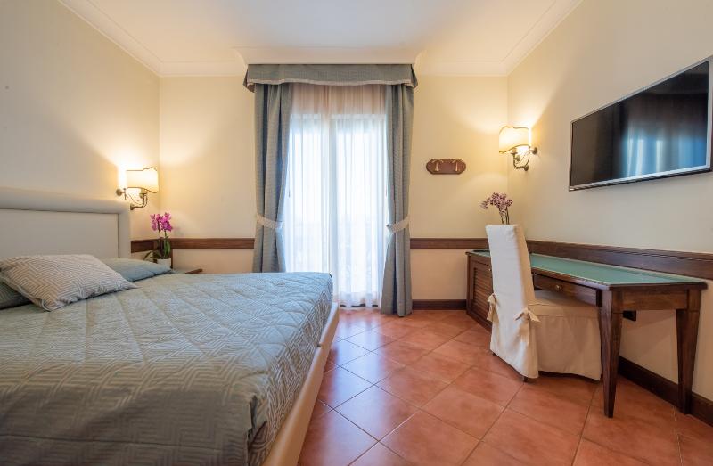 스탠다드 발코니 룸, Michelangelo