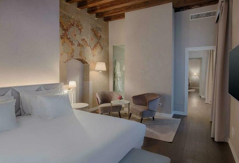 Люкс, NH Collection Palazzo Verona