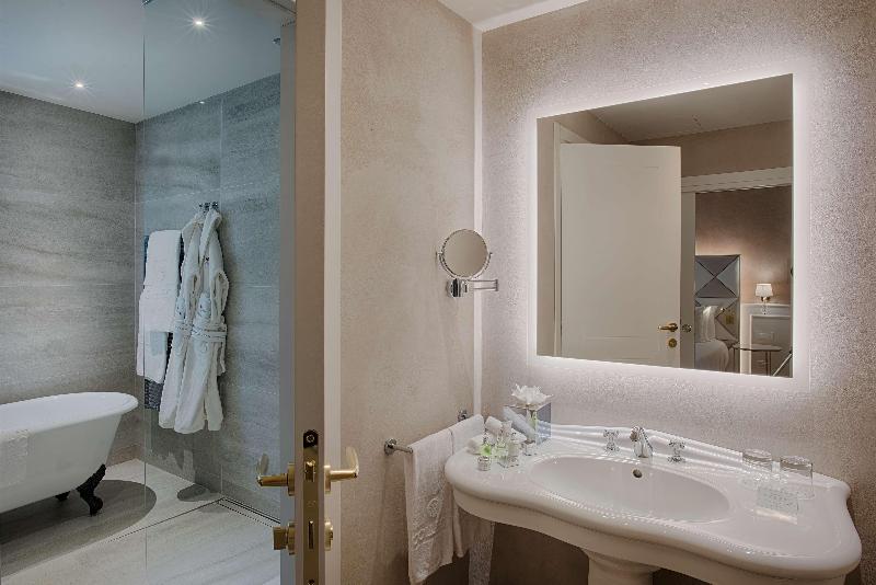 Люкс, NH Collection Palazzo Verona