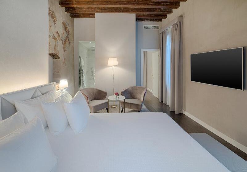 Люкс с Видом, NH Collection Palazzo Verona