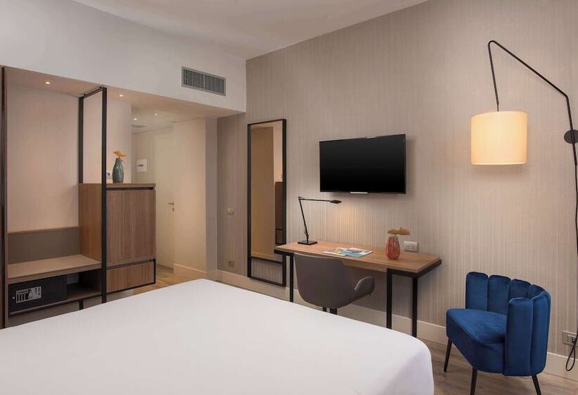 اتاق سوپریور, NH Trieste