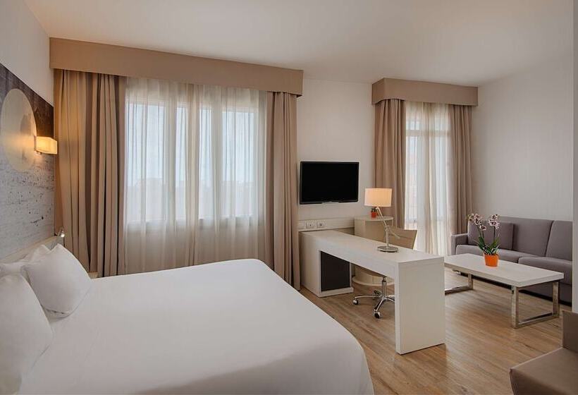 سوییت جونیور, NH Trieste