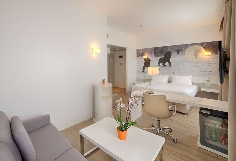 سوییت جونیور, NH Trieste