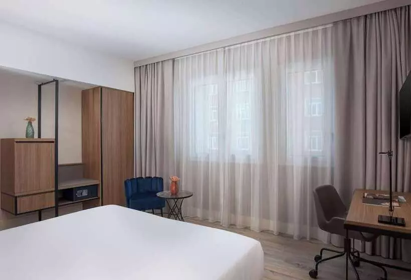 景色の見えるスーペリアルーム, NH Trieste