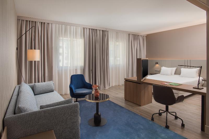 سوییت جونیور, NH Trieste