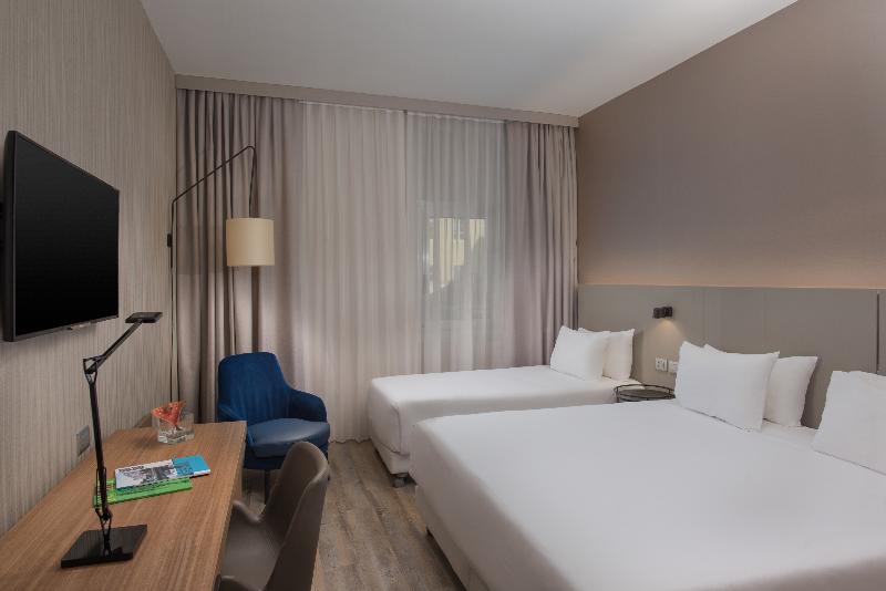 اتاق استاندارد سه نفره, NH Trieste