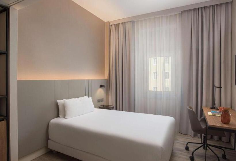 اتاق استاندارد یک نفره, NH Trieste