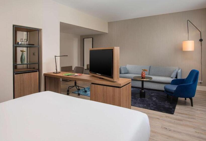 سوییت جونیور, NH Trieste