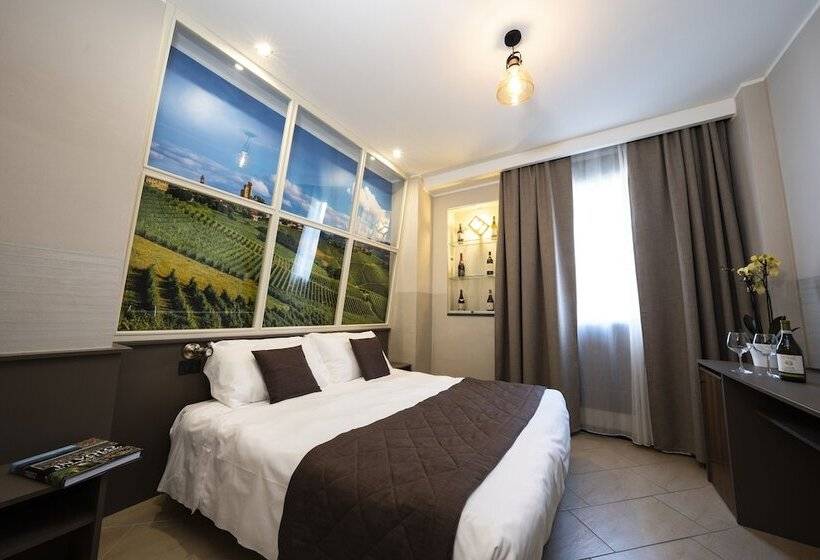 غرفة سوبيريور, Plaza