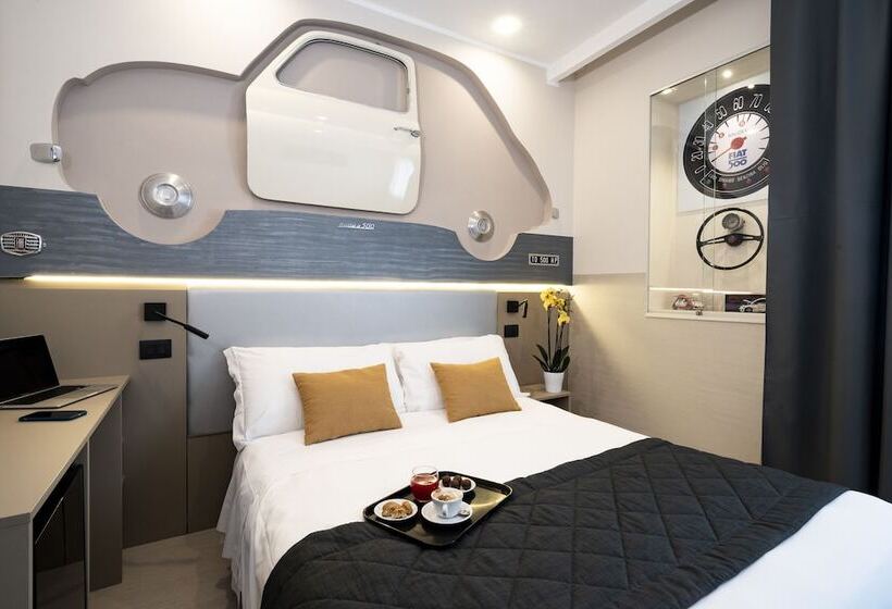 غرفة سوبيريور, Plaza