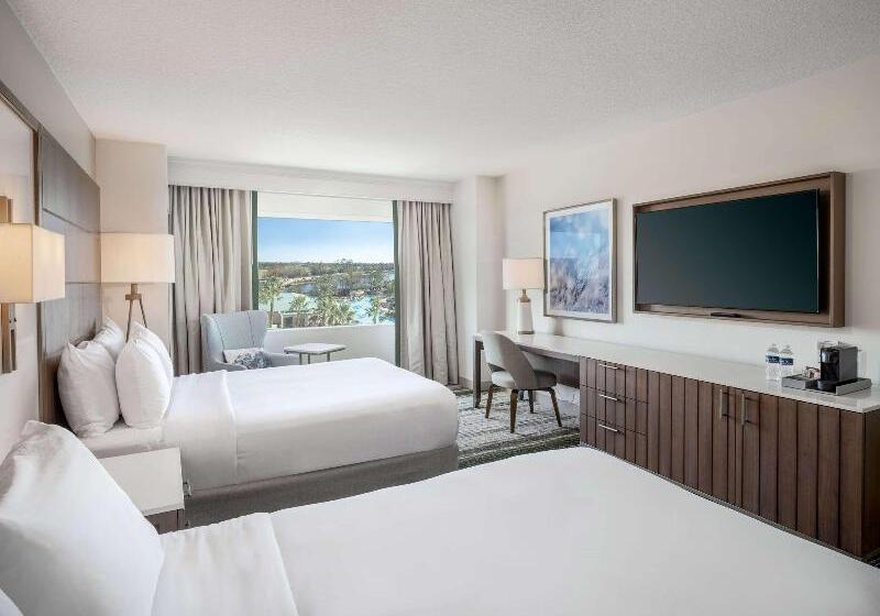 غرفة إقتصادية, Plaza