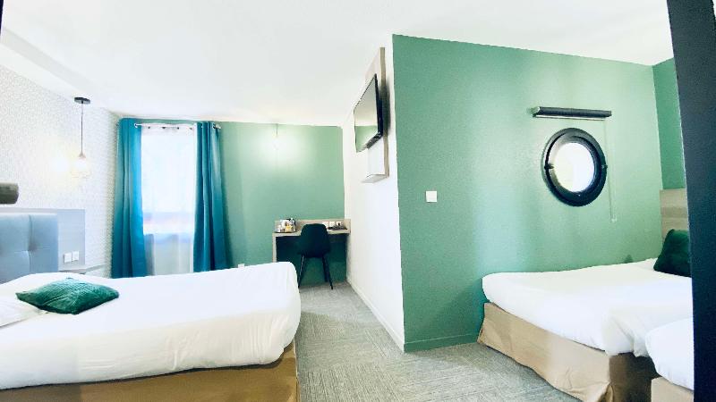 غرفة إقتصادية, Plaza