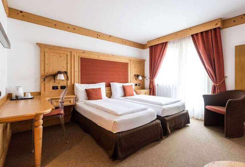 غرفة كومفورت ثلاثية, Antares