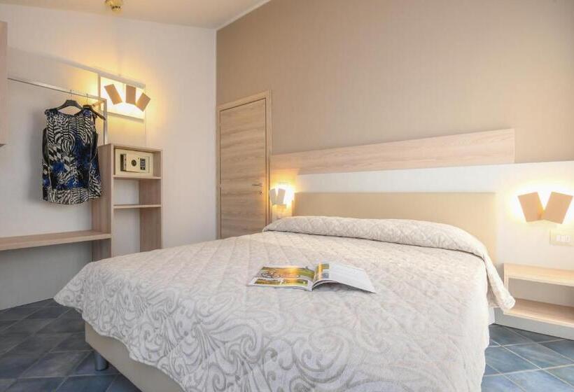 Семейный Номер, Riel