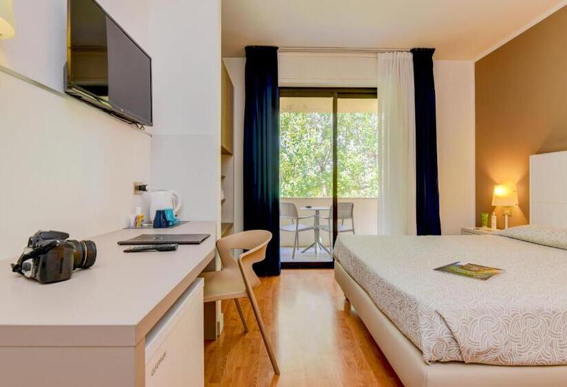 Номер Стандарт, Riel