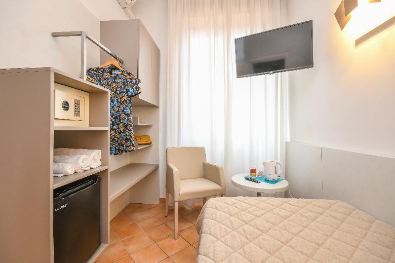 Номер Стандарт Индивидуальный, Riel