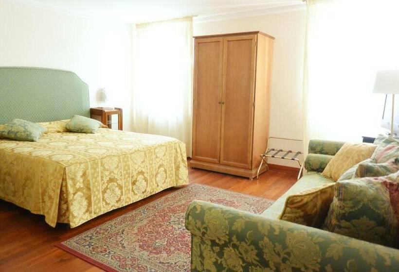 اتاق استاندارد چهار تخته, San Zulian