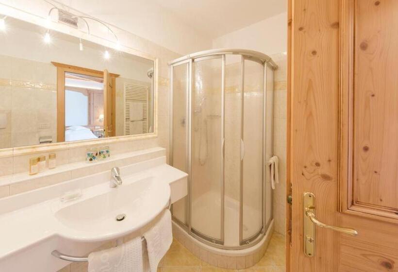 Номер Стандарт Индивидуальный, Schlosswirt