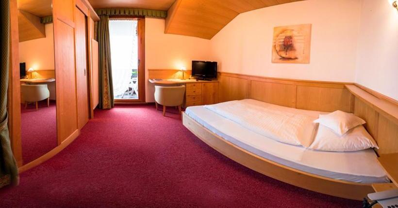 Номер Стандарт Индивидуальный, Schlosswirt