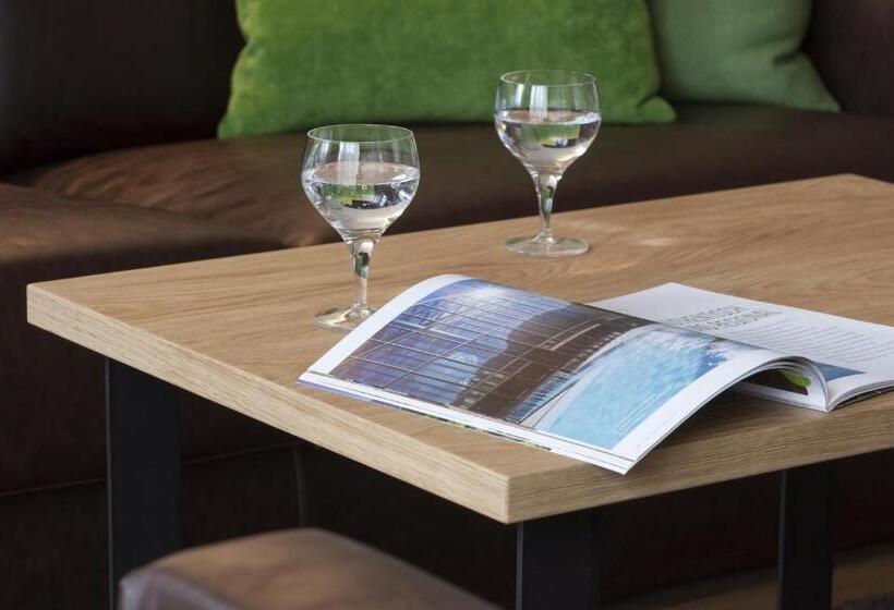 Люкс Superior, Schlosswirt