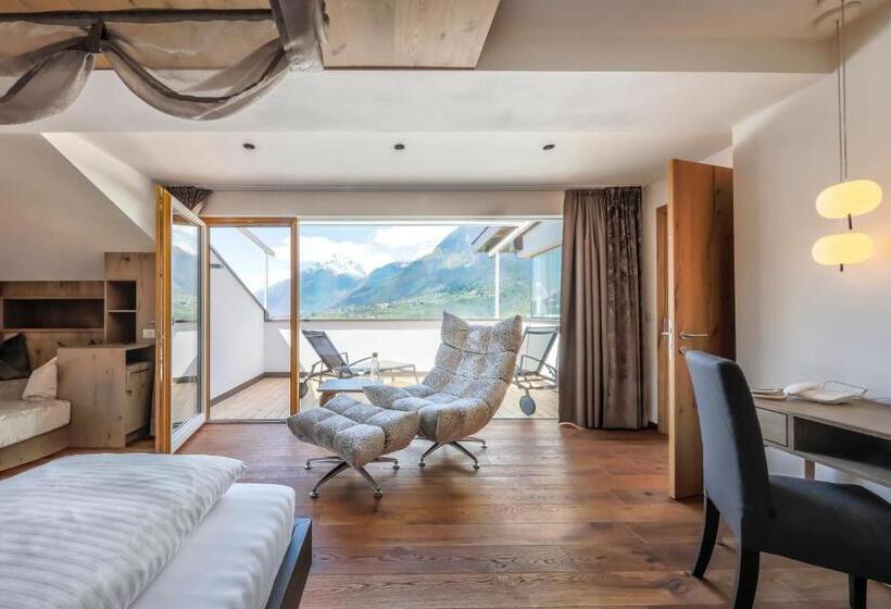 Люкс Повышенной Комфортности, Schlosswirt