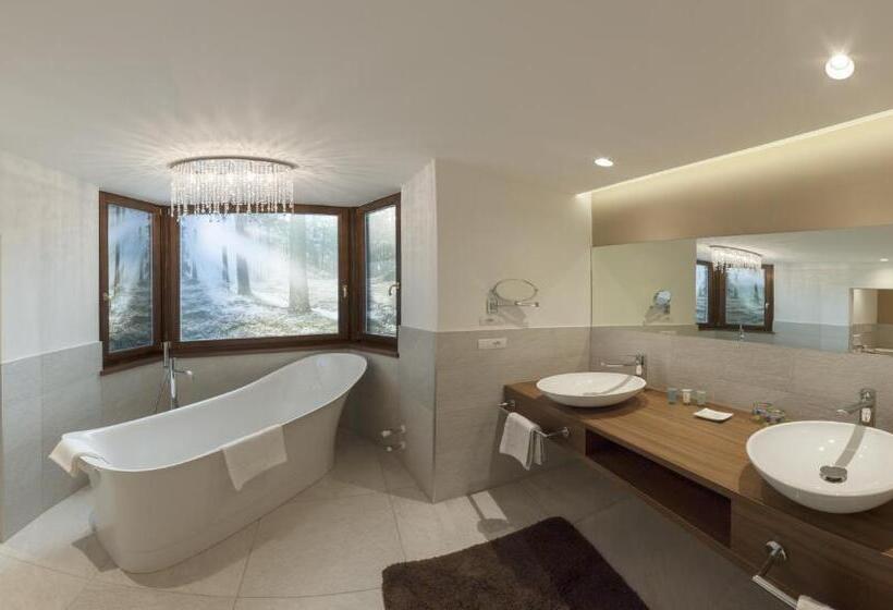 Люкс Superior, Schlosswirt