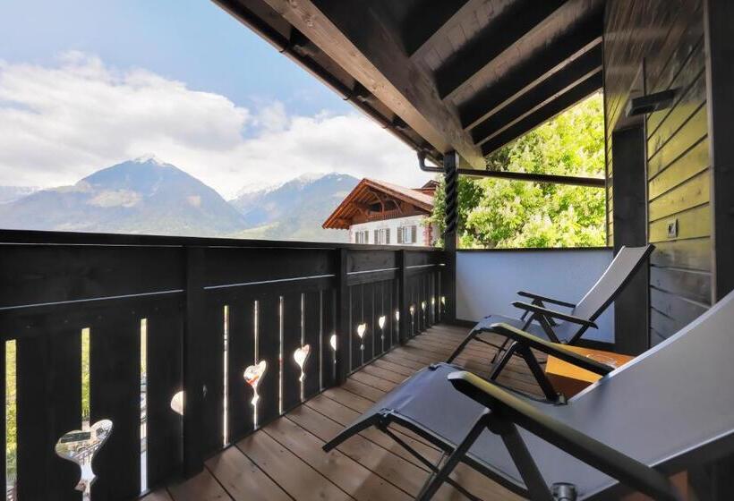 Номер Стандарт Вид на Горы, Schlosswirt