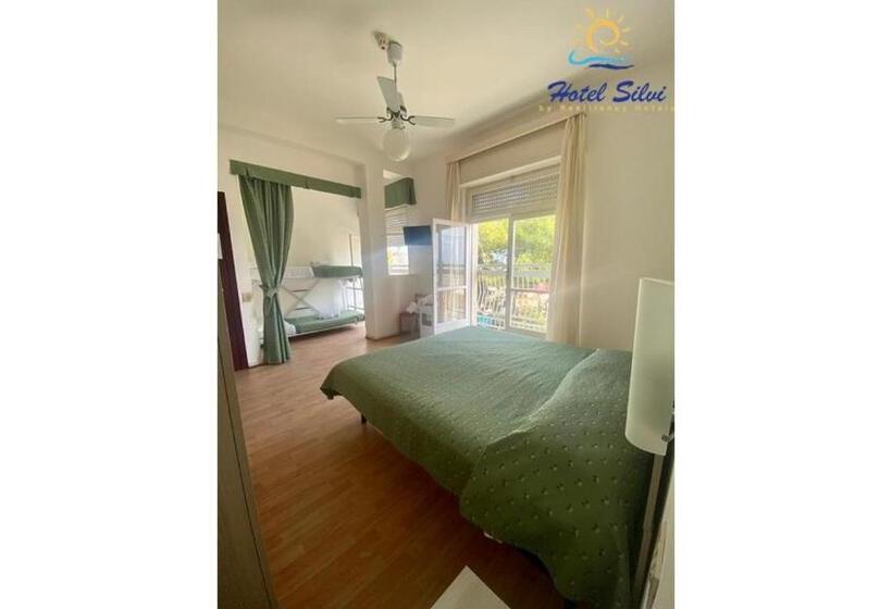 חדר משפחתי, Silvi