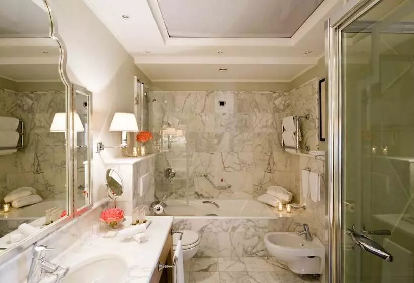 اتاق لوکس با چشم‌انداز, Splendid Venice   Starhotels Collezione