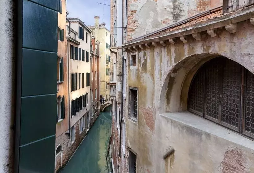 اتاق لوکس با چشم‌انداز, Splendid Venice   Starhotels Collezione