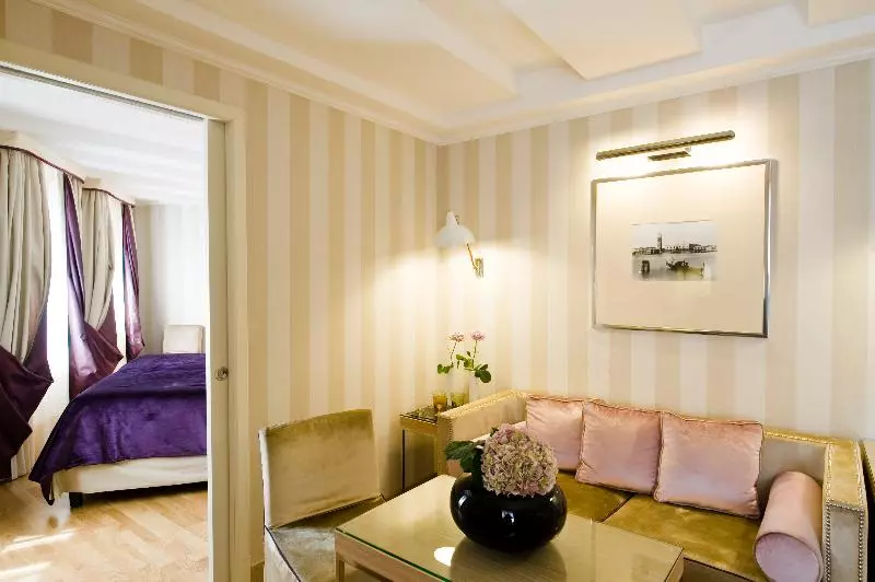 سوئیت جونیور با چشم‌انداز, Splendid Venice   Starhotels Collezione