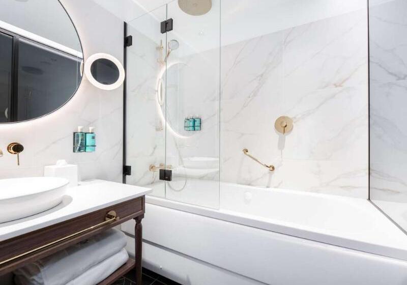 سوئیت با تخت بزرگ, The St. Regis Venice