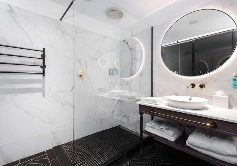 سوئیت با تخت بزرگ, The St. Regis Venice